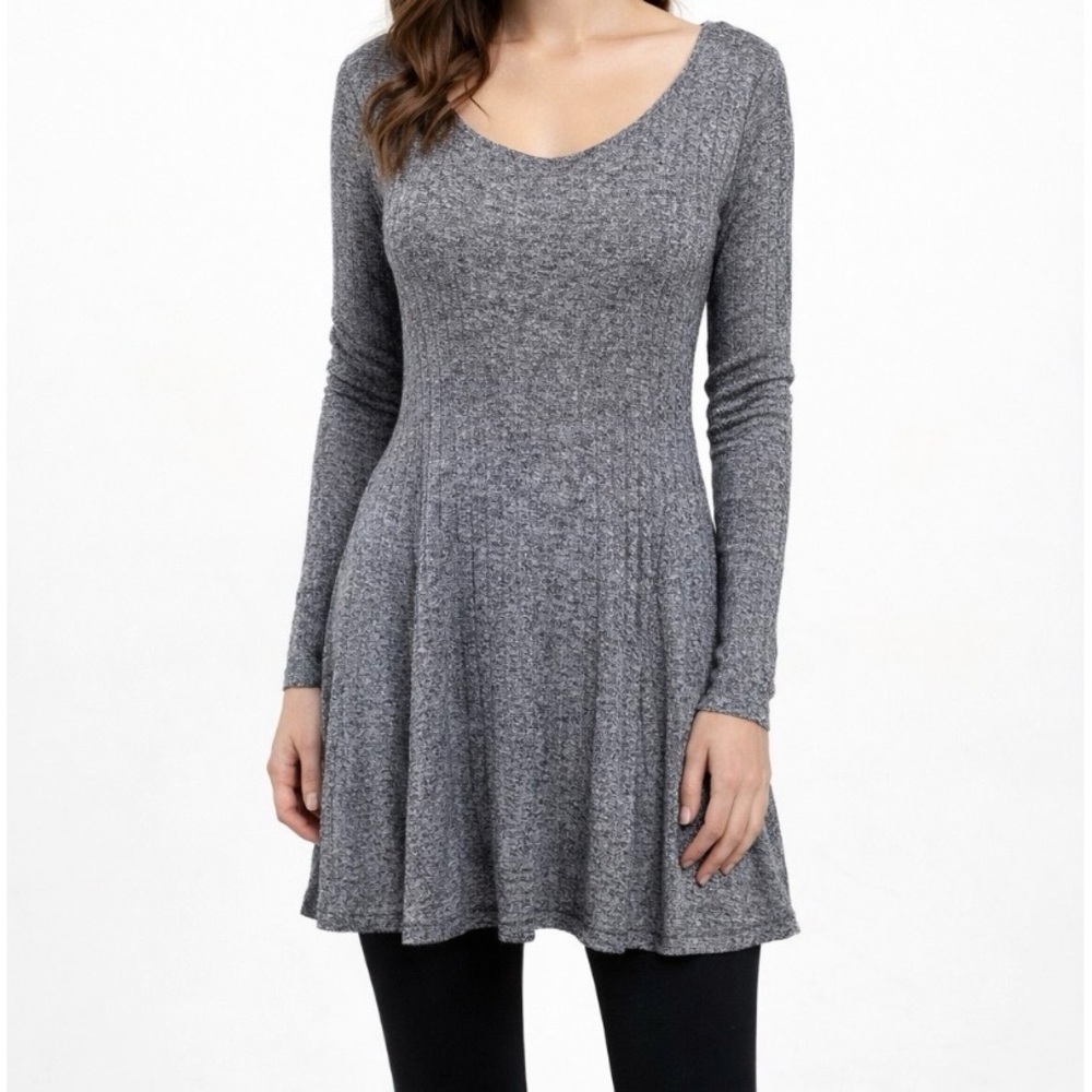 Mossimo Supply Co. Grey Long-Sleeve Swing Tunic Dress